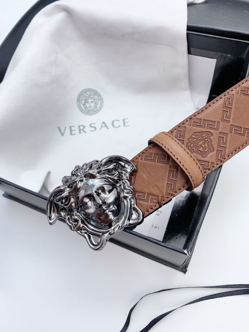 VERSACE